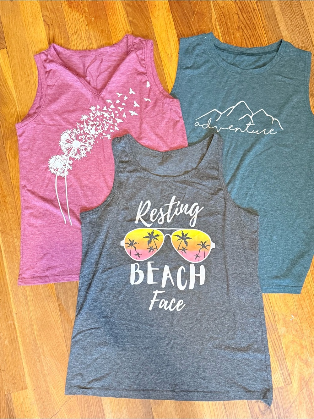 3 Women’s Gray Graphic Tank Top - Resting Beach Face